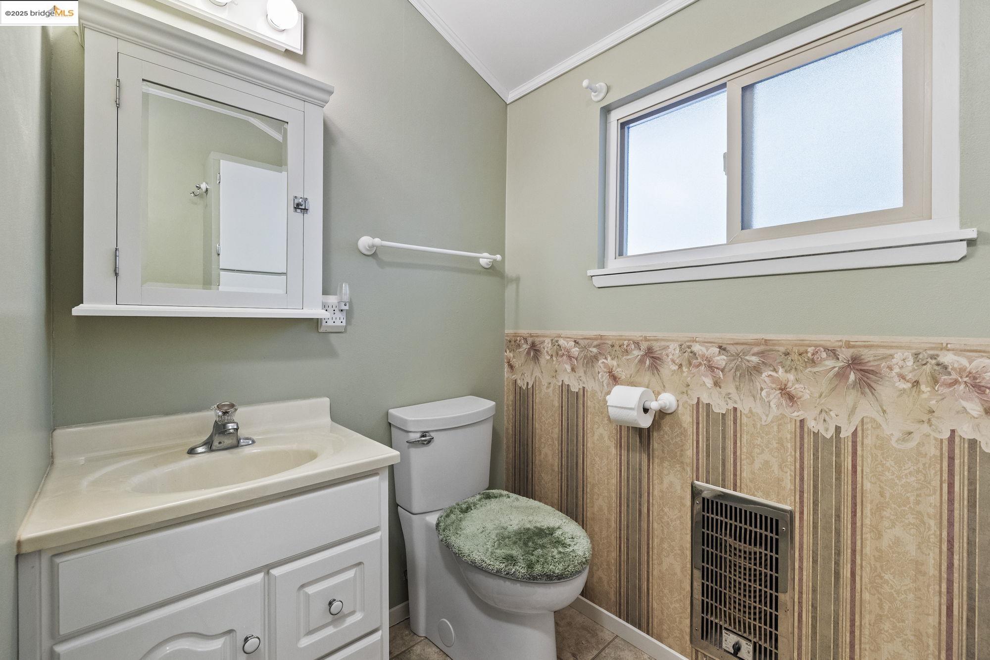 24250 Nuka Ct