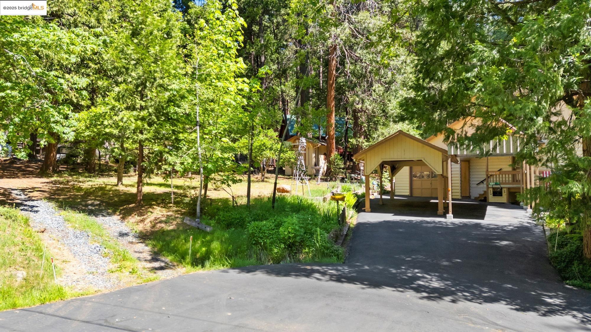 24250 Nuka Ct