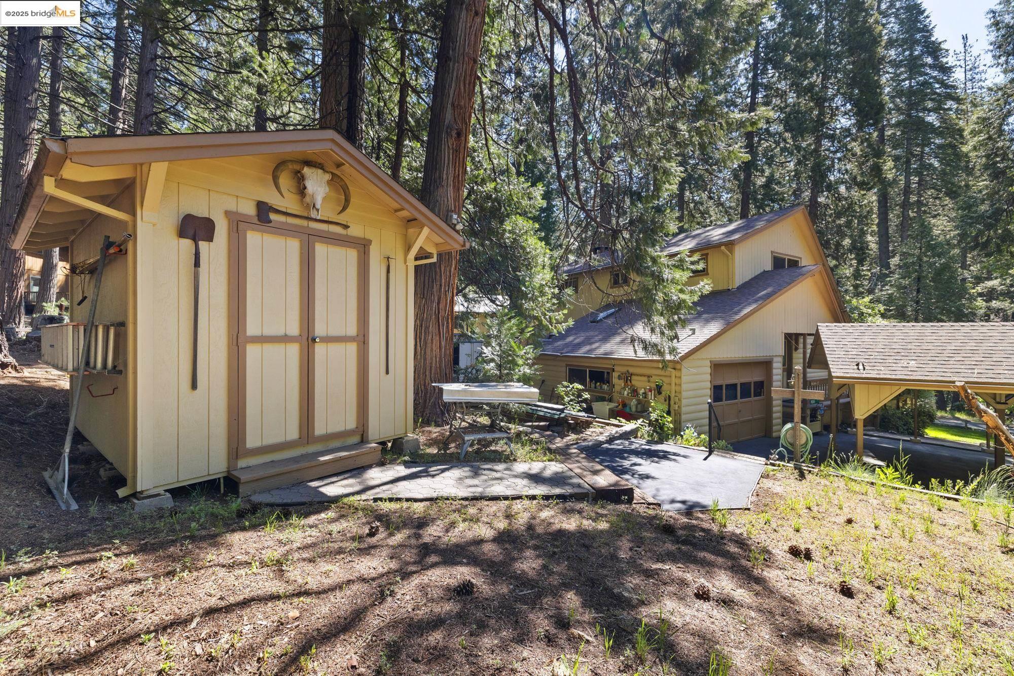24250 Nuka Ct