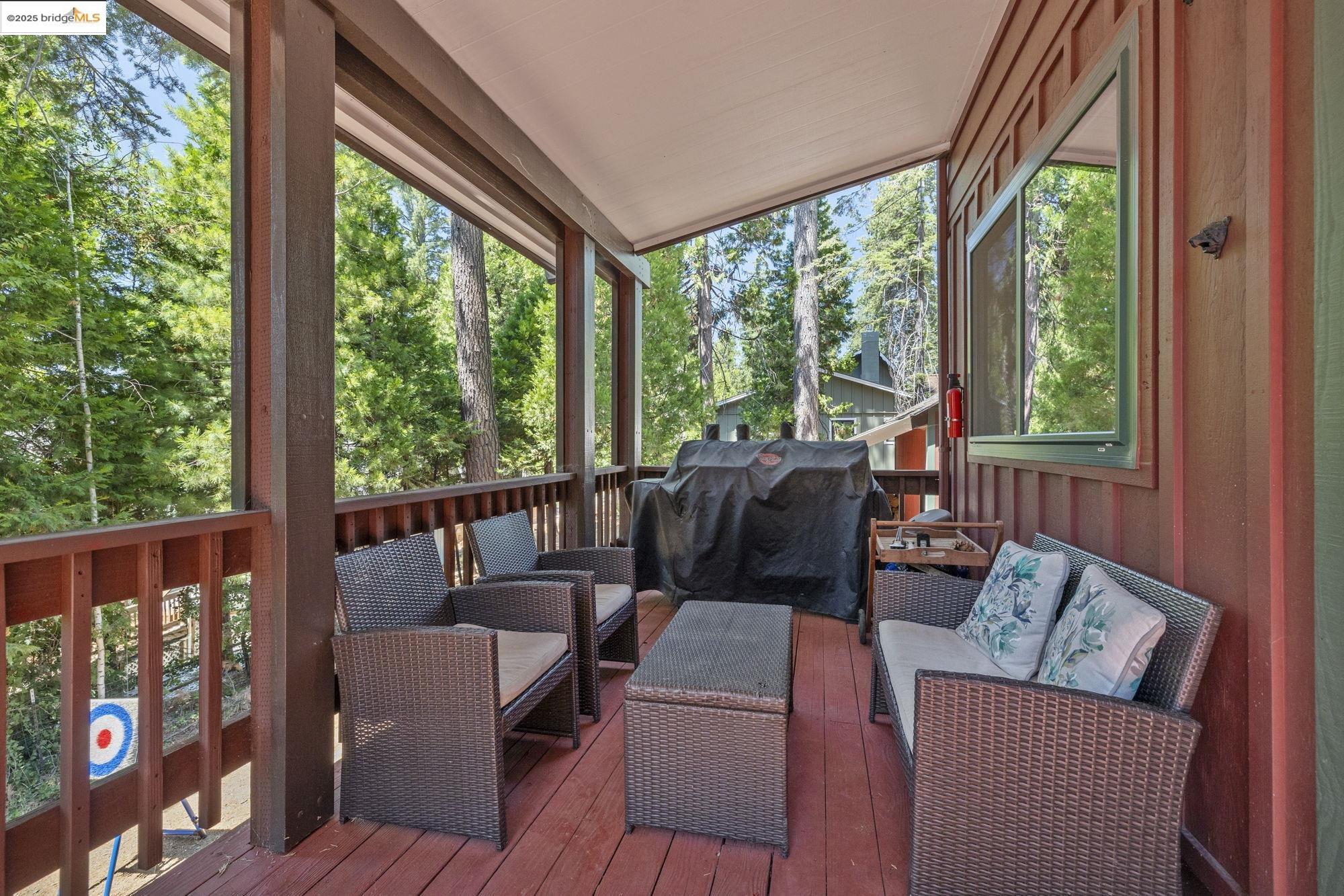 24366 Lavene Ln