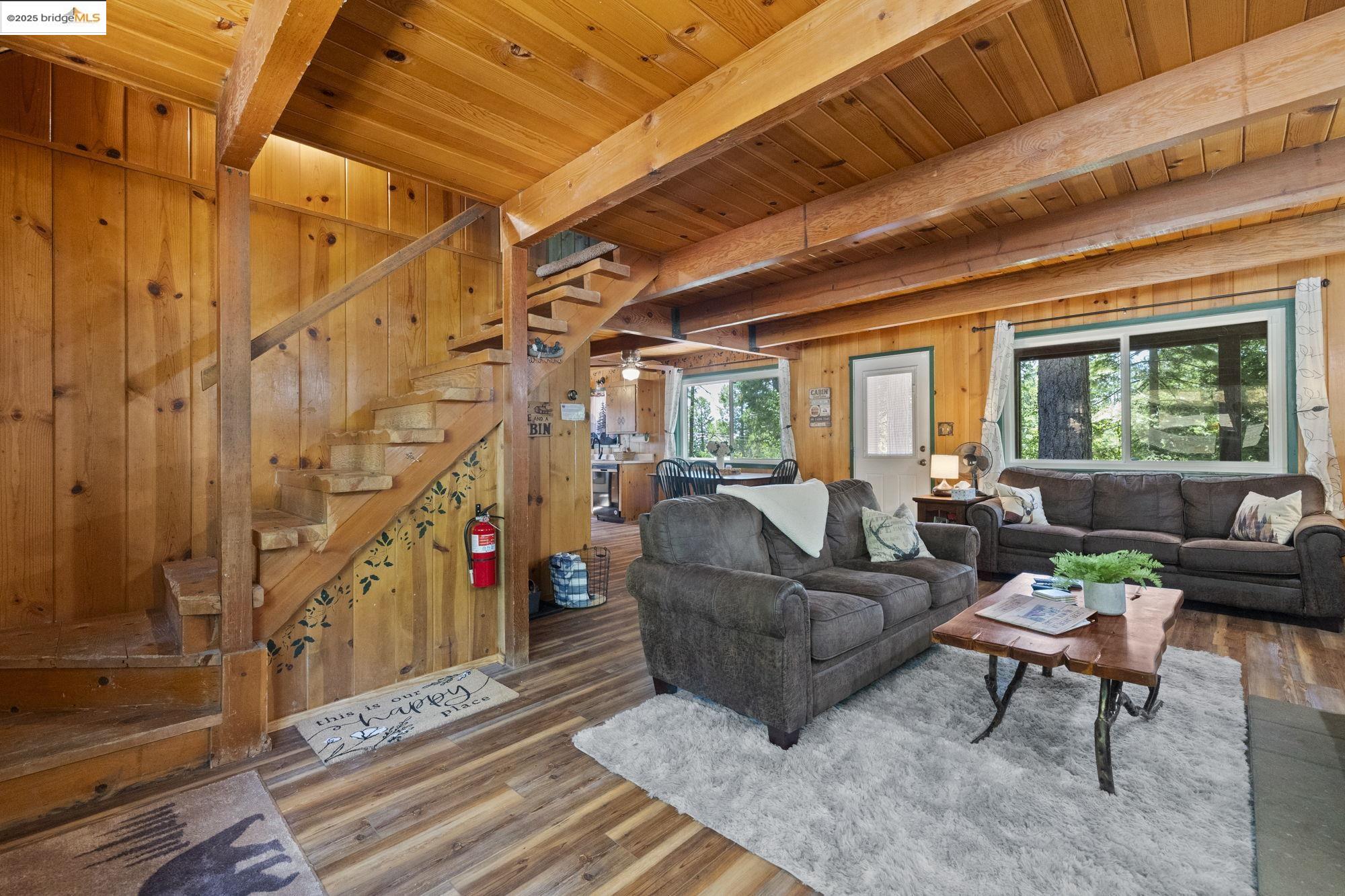 24366 Lavene Ln