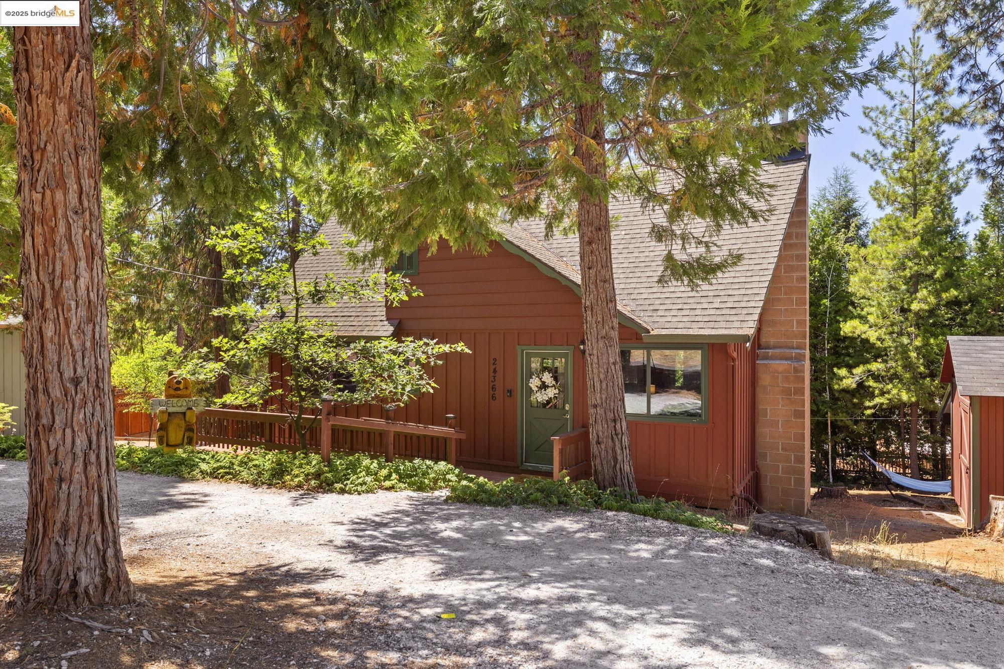 24366 Lavene Ln