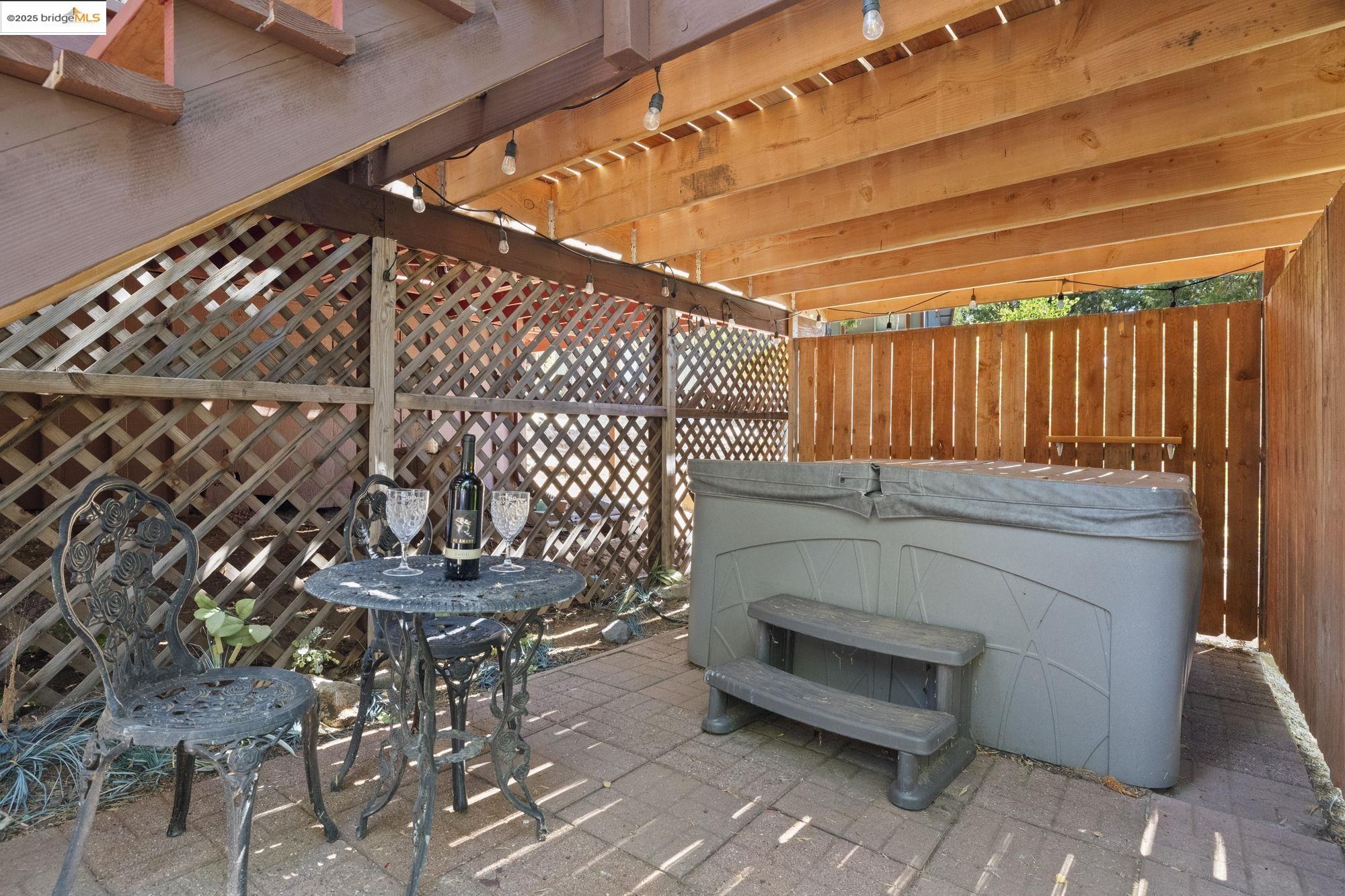 24366 Lavene Ln