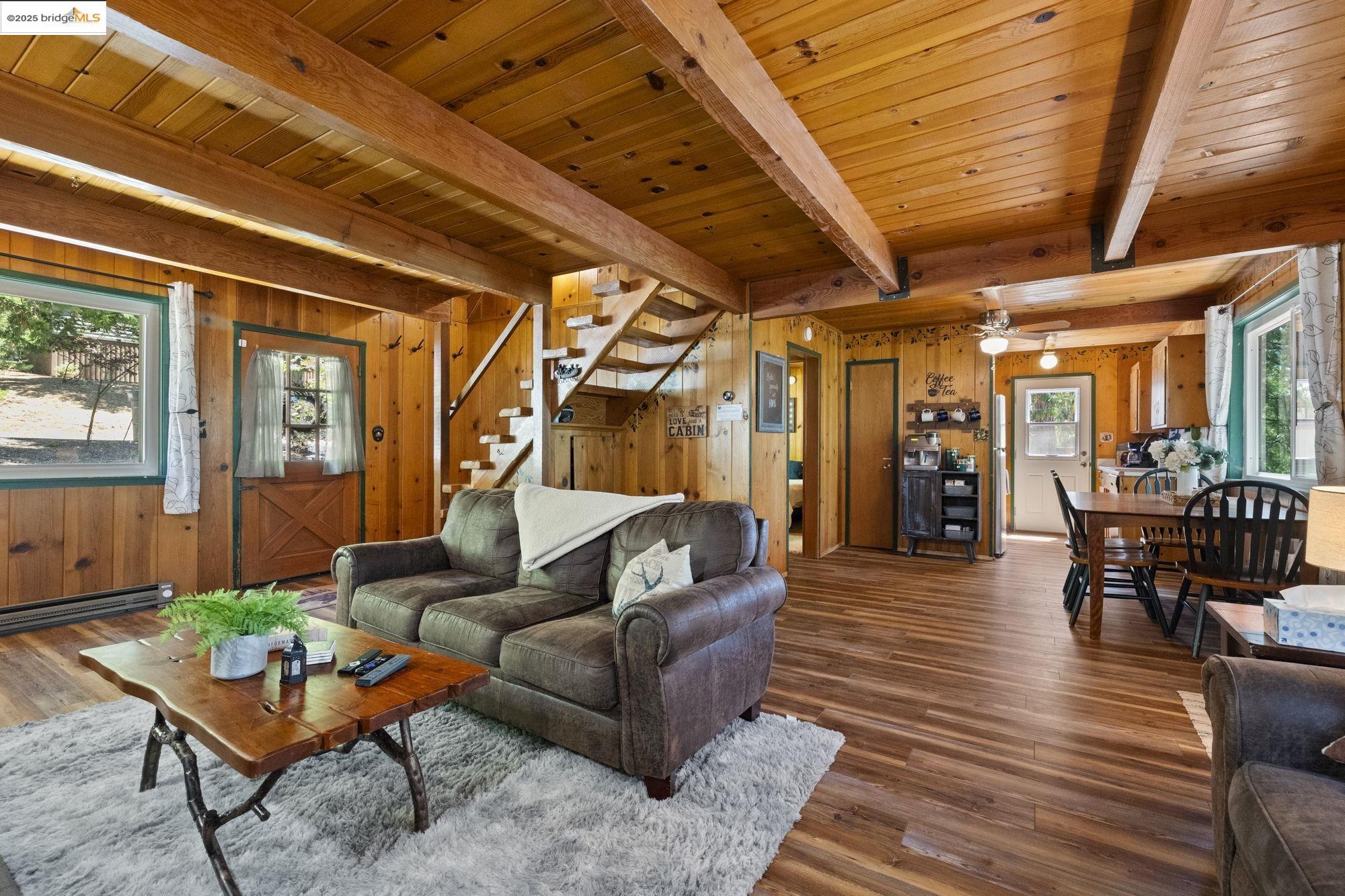 24366 Lavene Ln