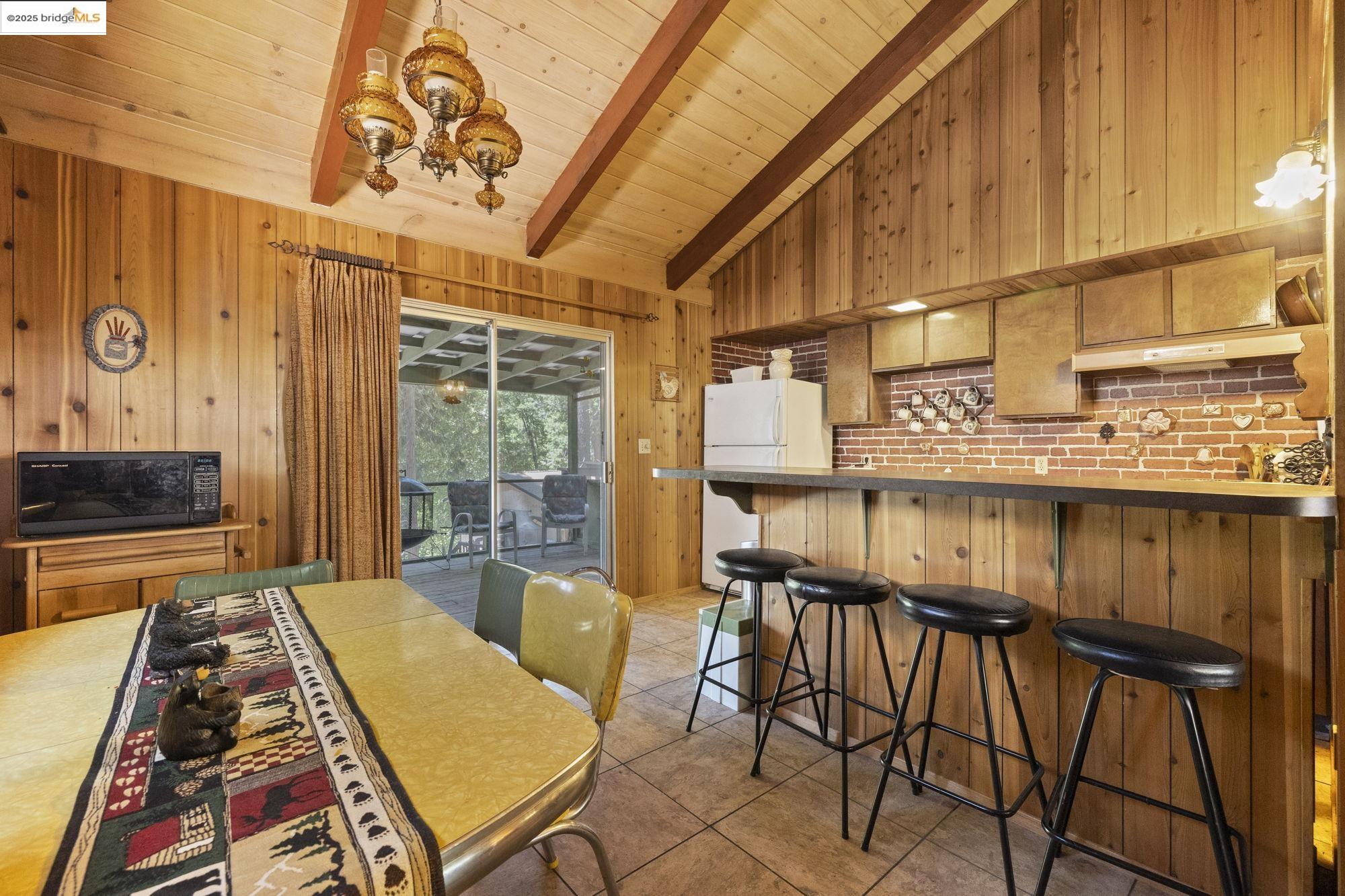 24318 Kalanu Pl