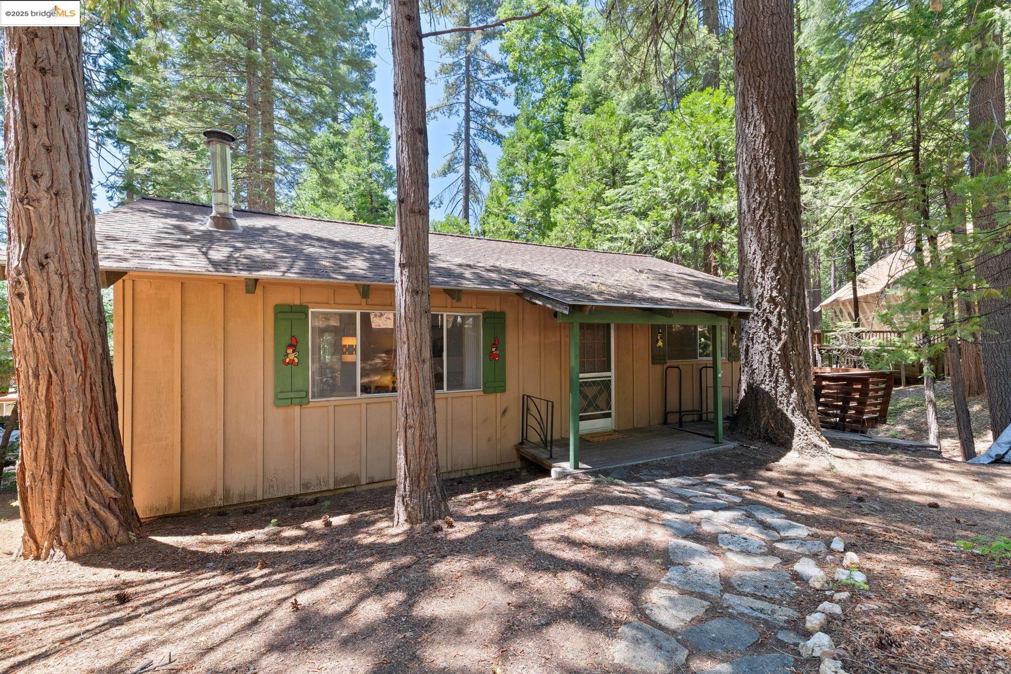 24318 Kalanu Pl