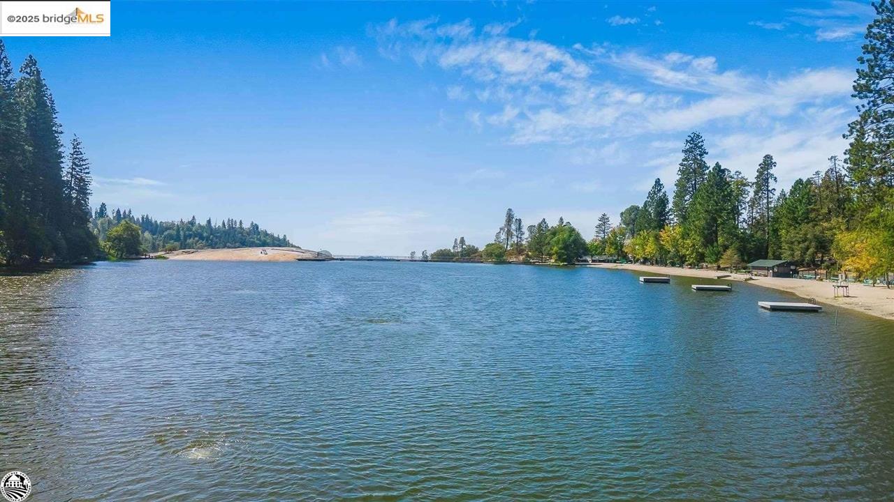 22930 Placer Dr