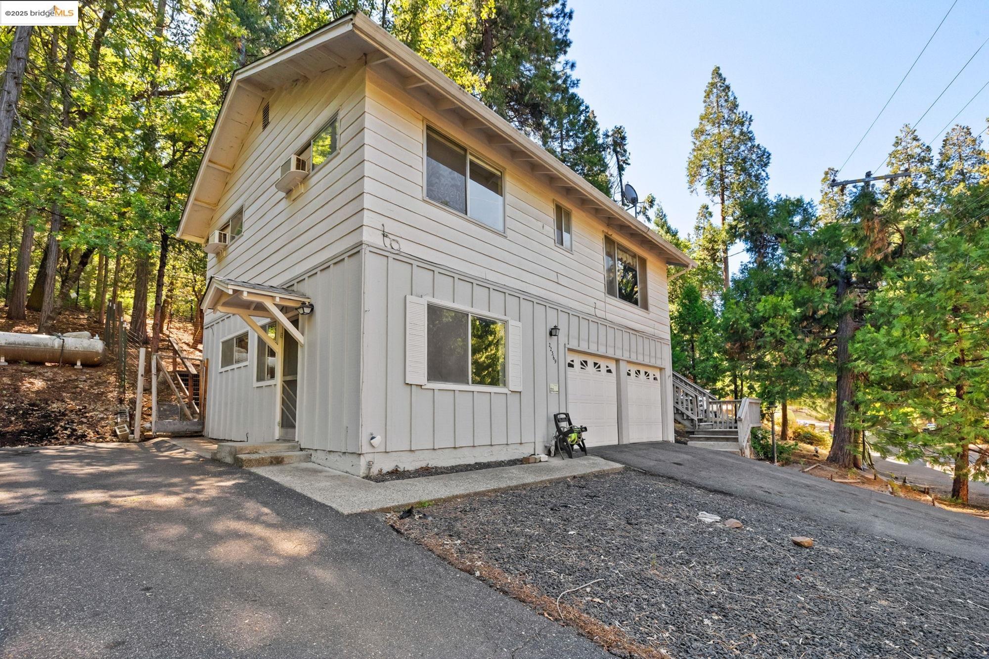 22369 Ponderosa Dr.