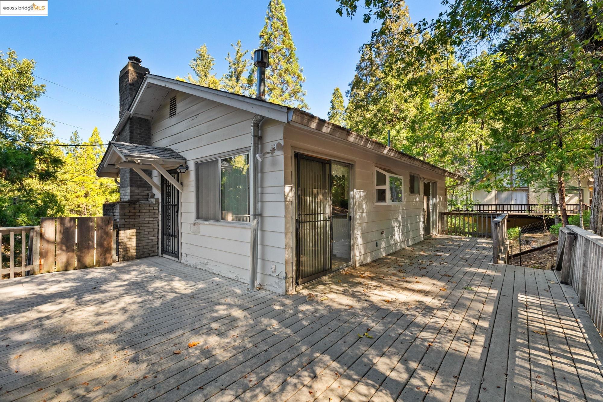22369 Ponderosa Dr.
