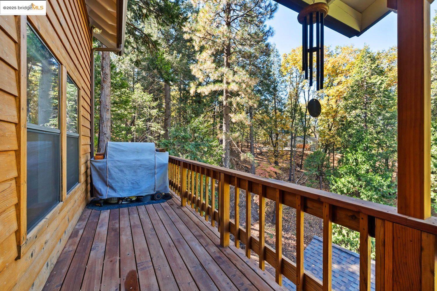 24181 Awahanee Rd., Sonora