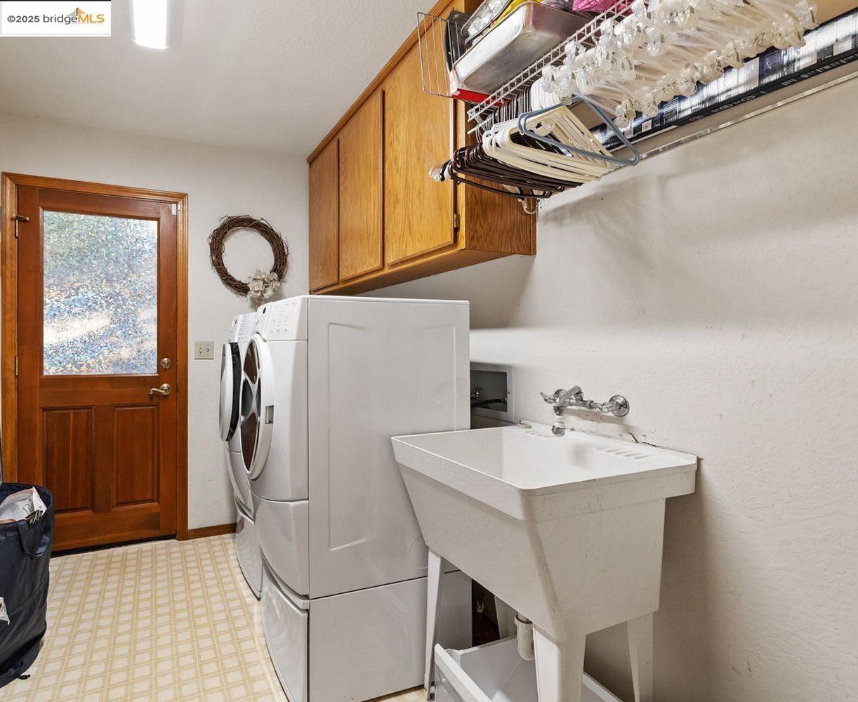 24181 Awahanee Rd., Sonora