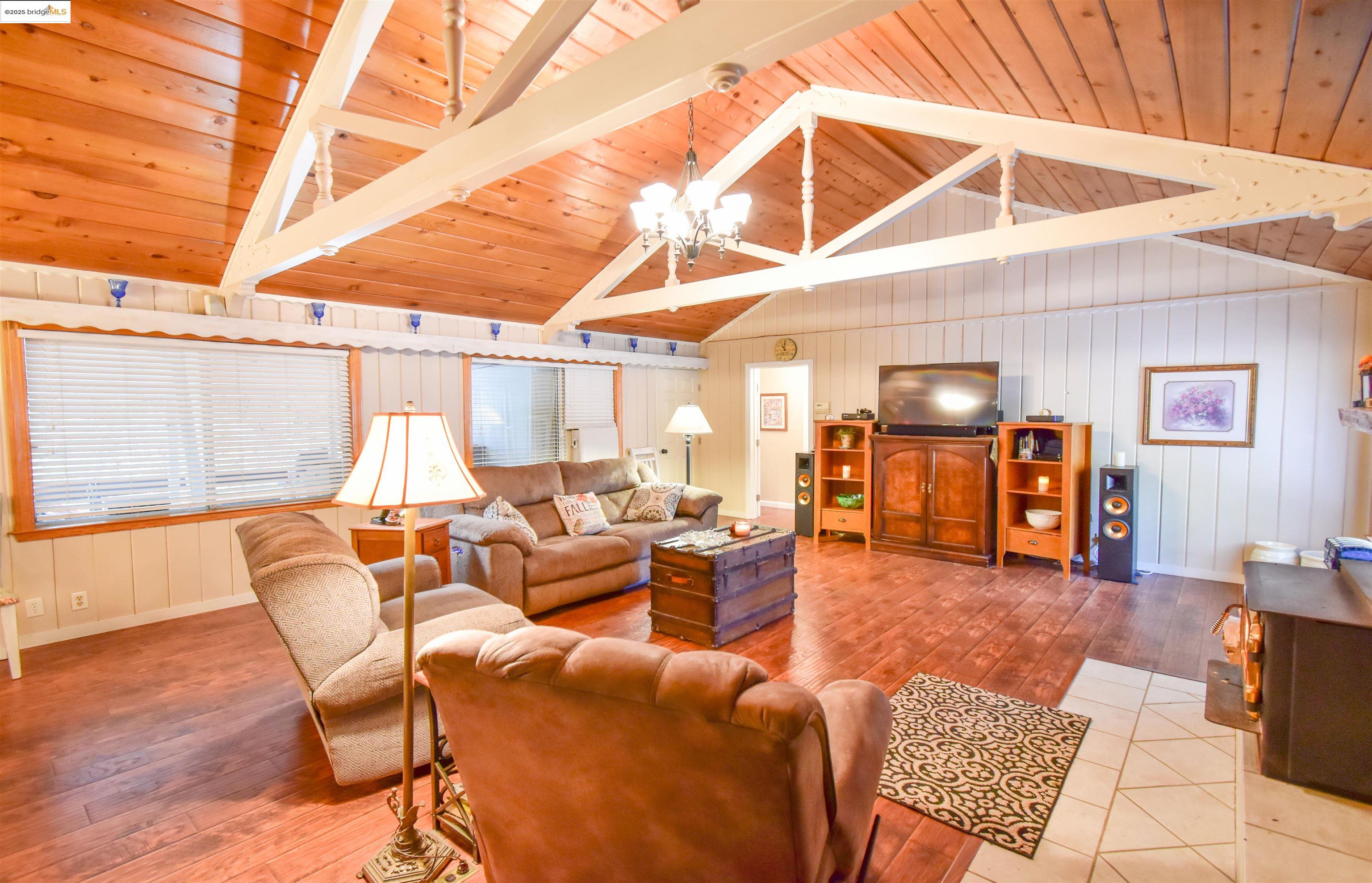 20705 Muheli Rd