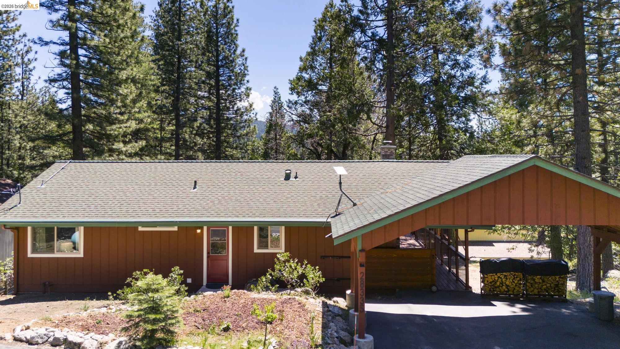 28335 Georges Dr