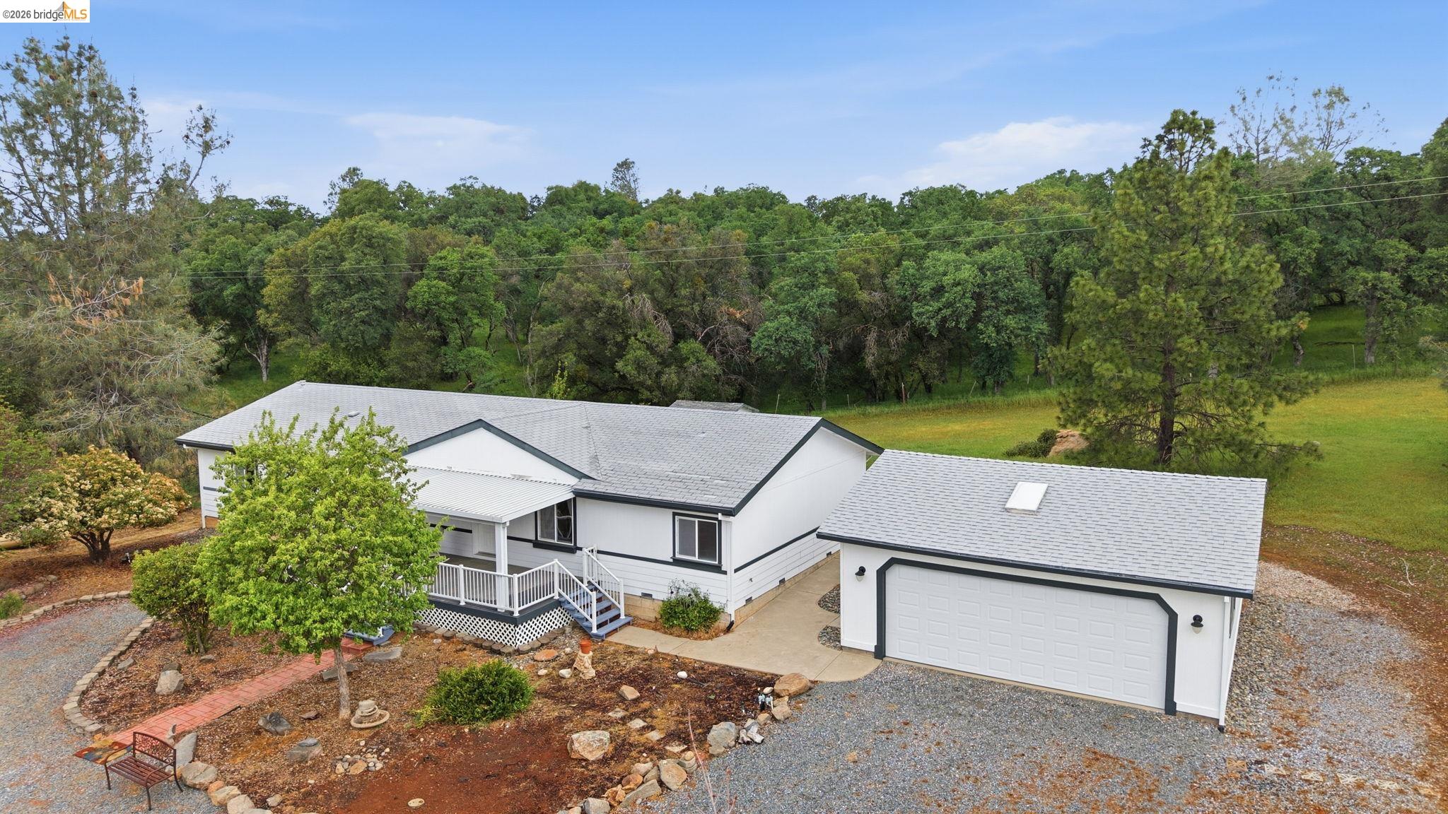 17655 Murphy Ct.