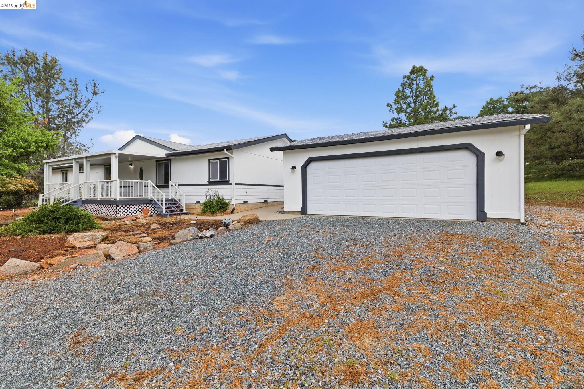 17655 Murphy Ct.