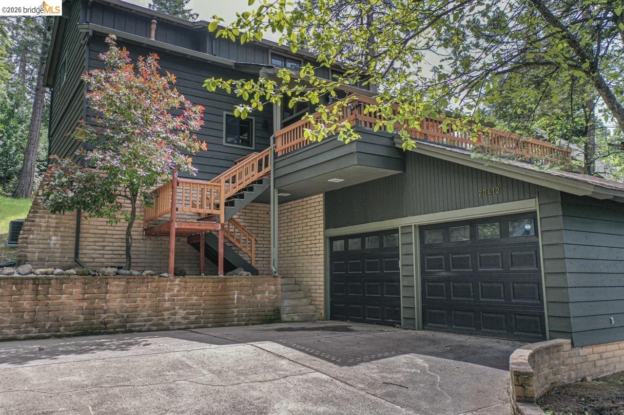 20412 Kutci DR