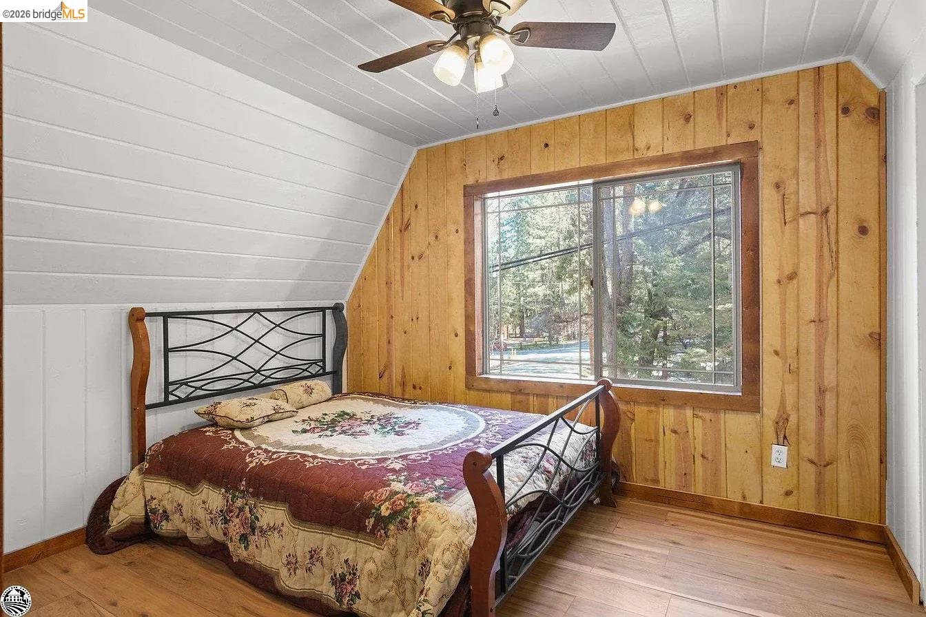 18441 Hillcrest Rd Unit: 18443 Hillcrest