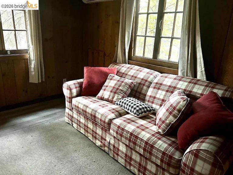 18441 Hillcrest Rd Unit: 18443 Hillcrest