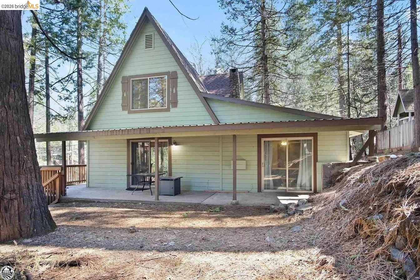 18441 Hillcrest Rd Unit: 18443 Hillcrest