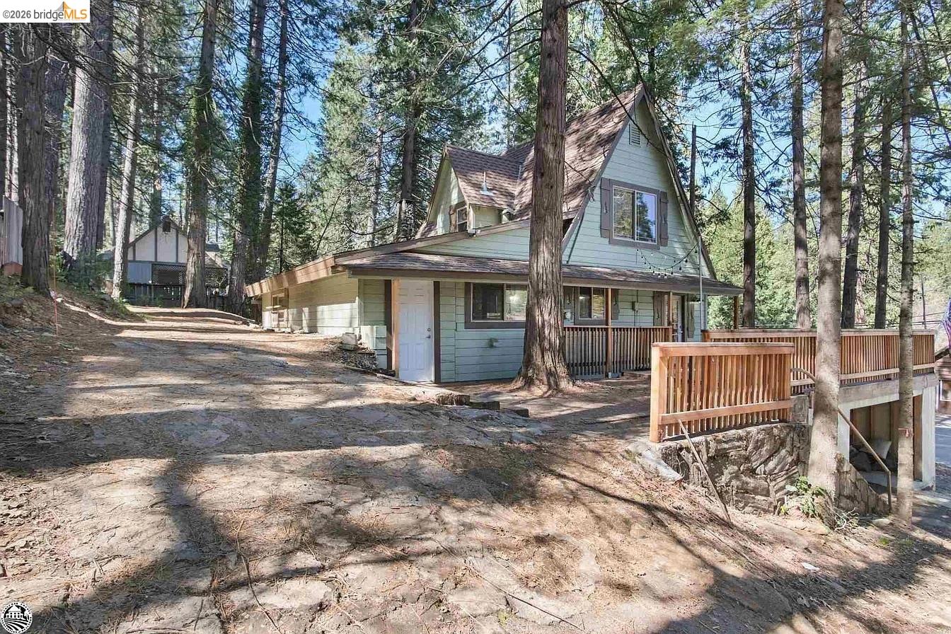 18441 Hillcrest Rd Unit: 18443 Hillcrest