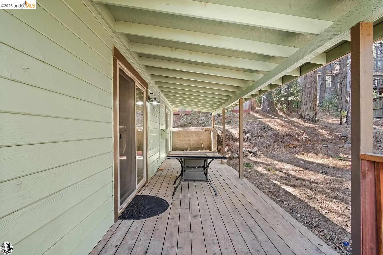 18441 Hillcrest Rd Unit: 18443 Hillcrest