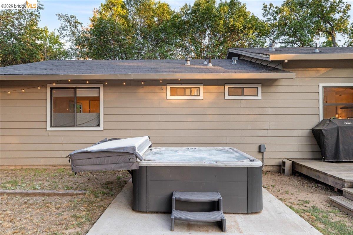 21787 Crystal Lake Dr