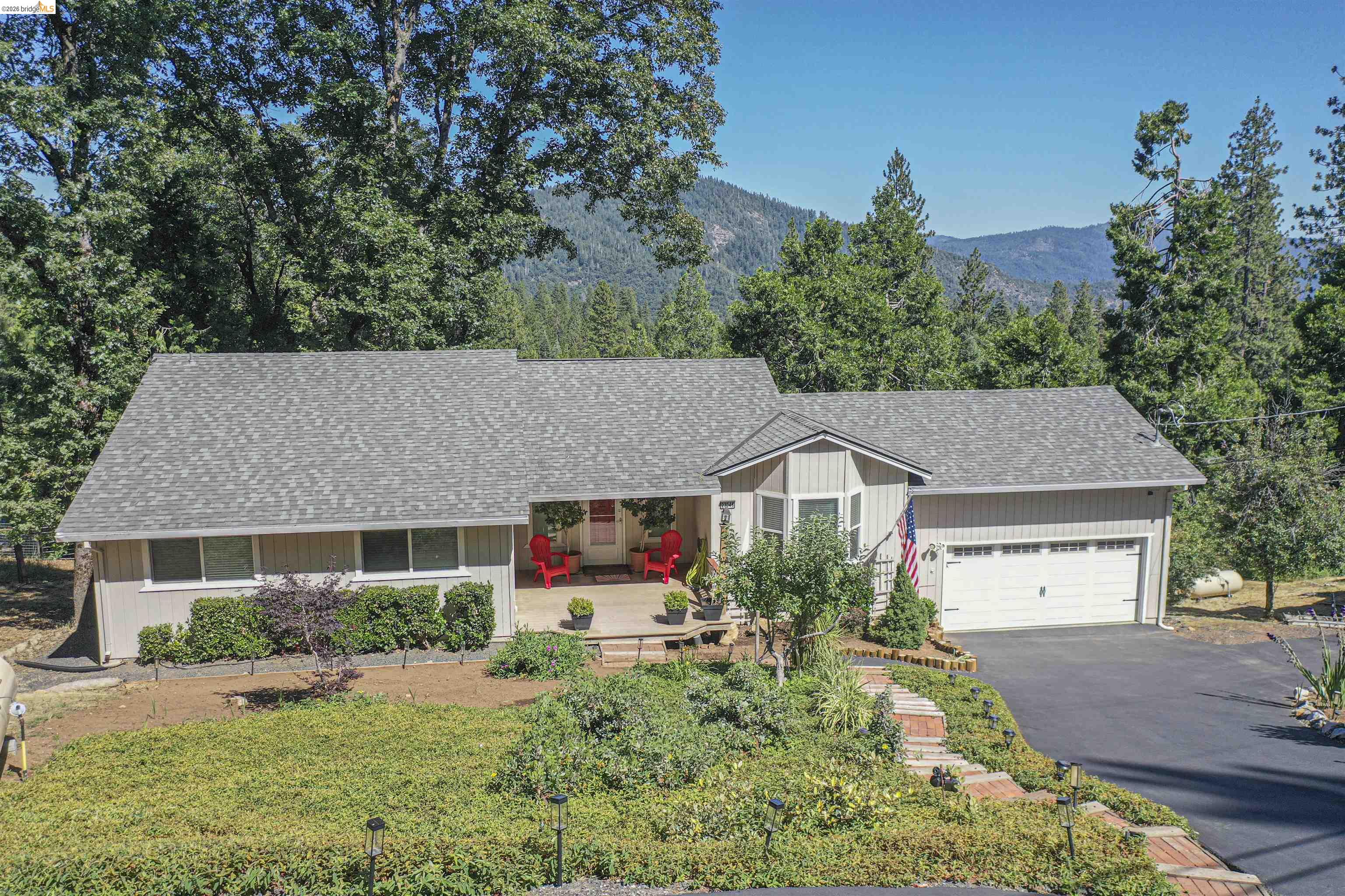 23845 Leisure Dr