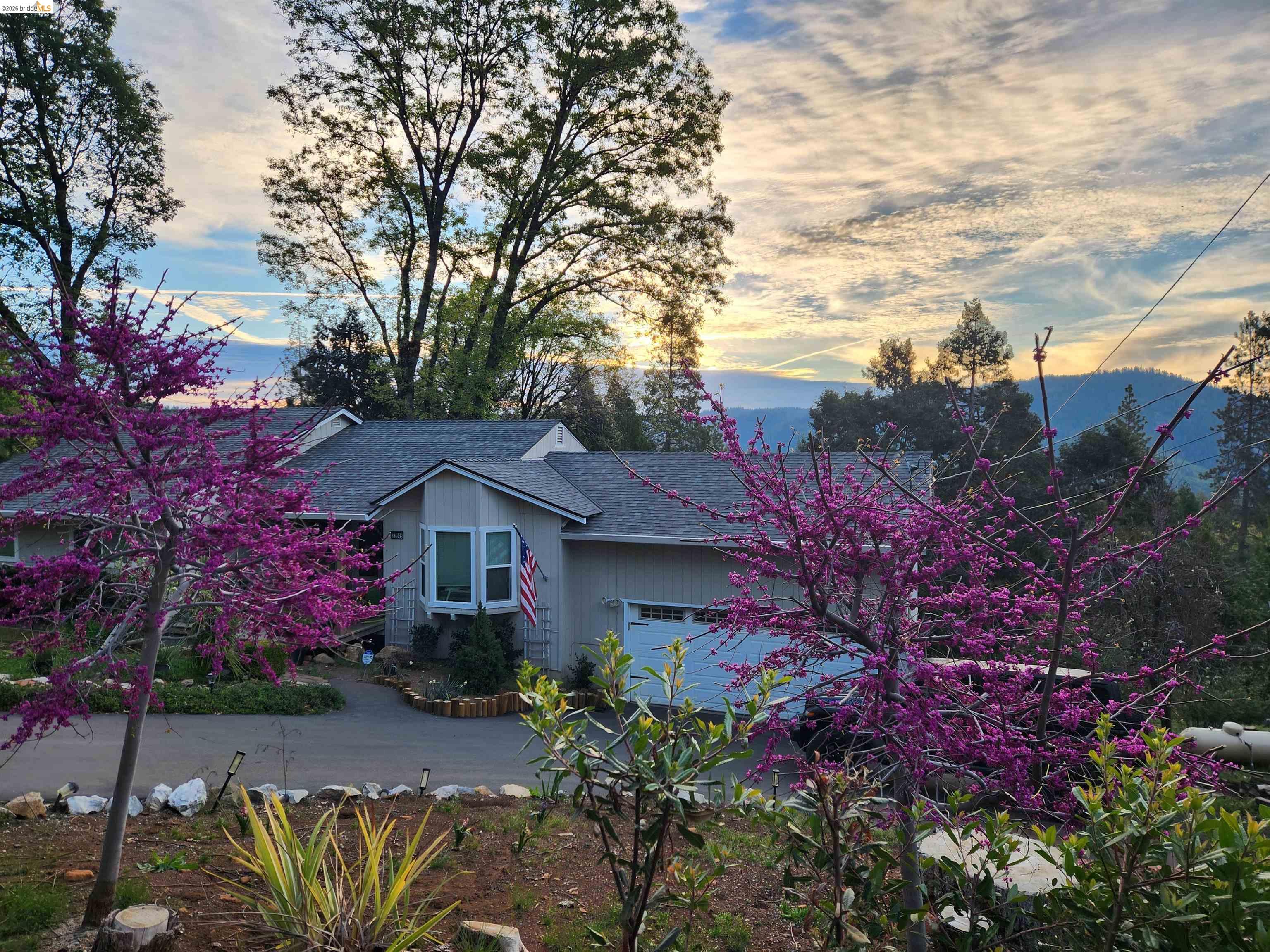 23845 Leisure Dr