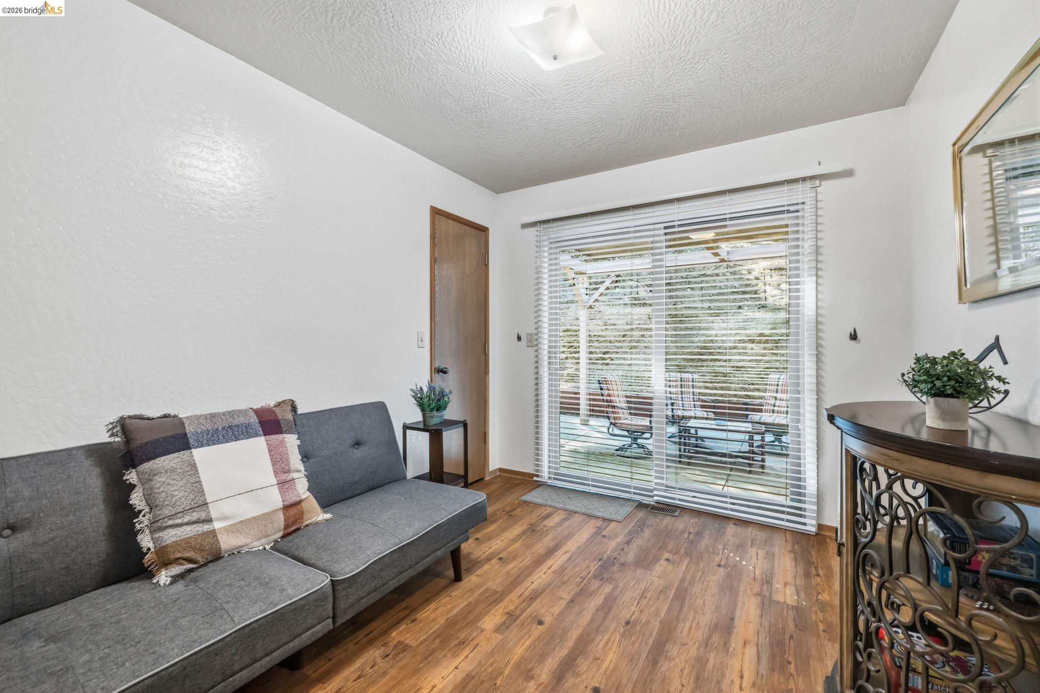22435 Ponderosa Dr.
