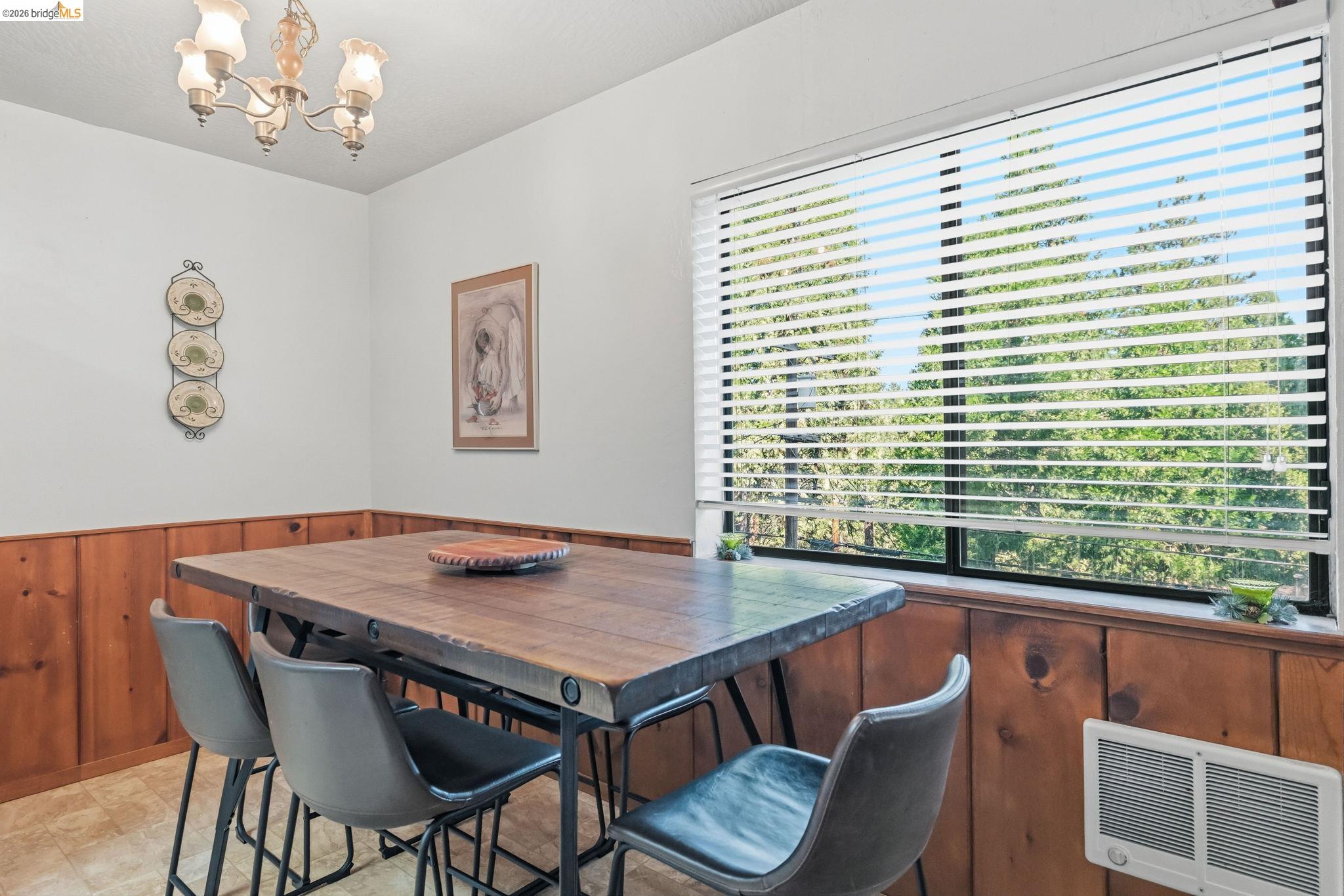 22435 Ponderosa Dr.