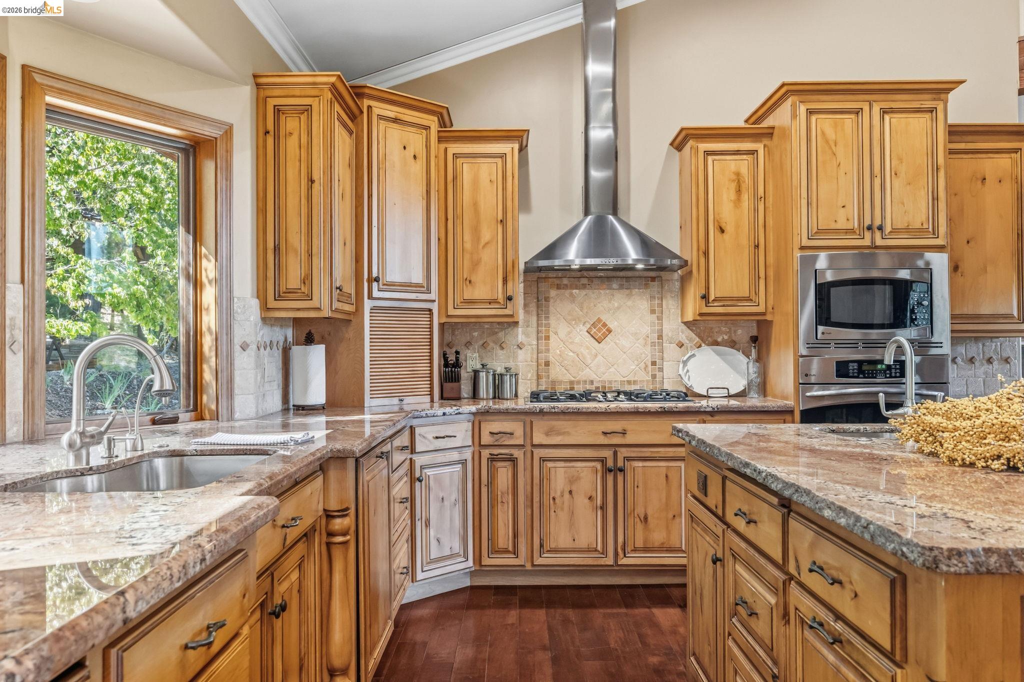 22764 Kimball Ct