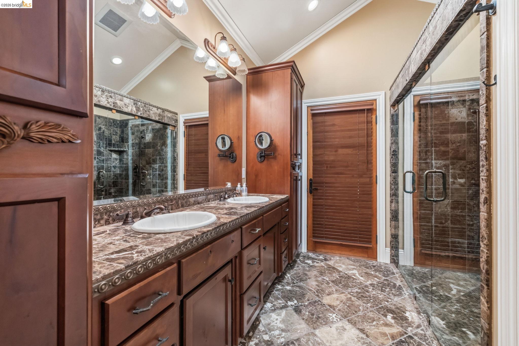 22764 Kimball Ct