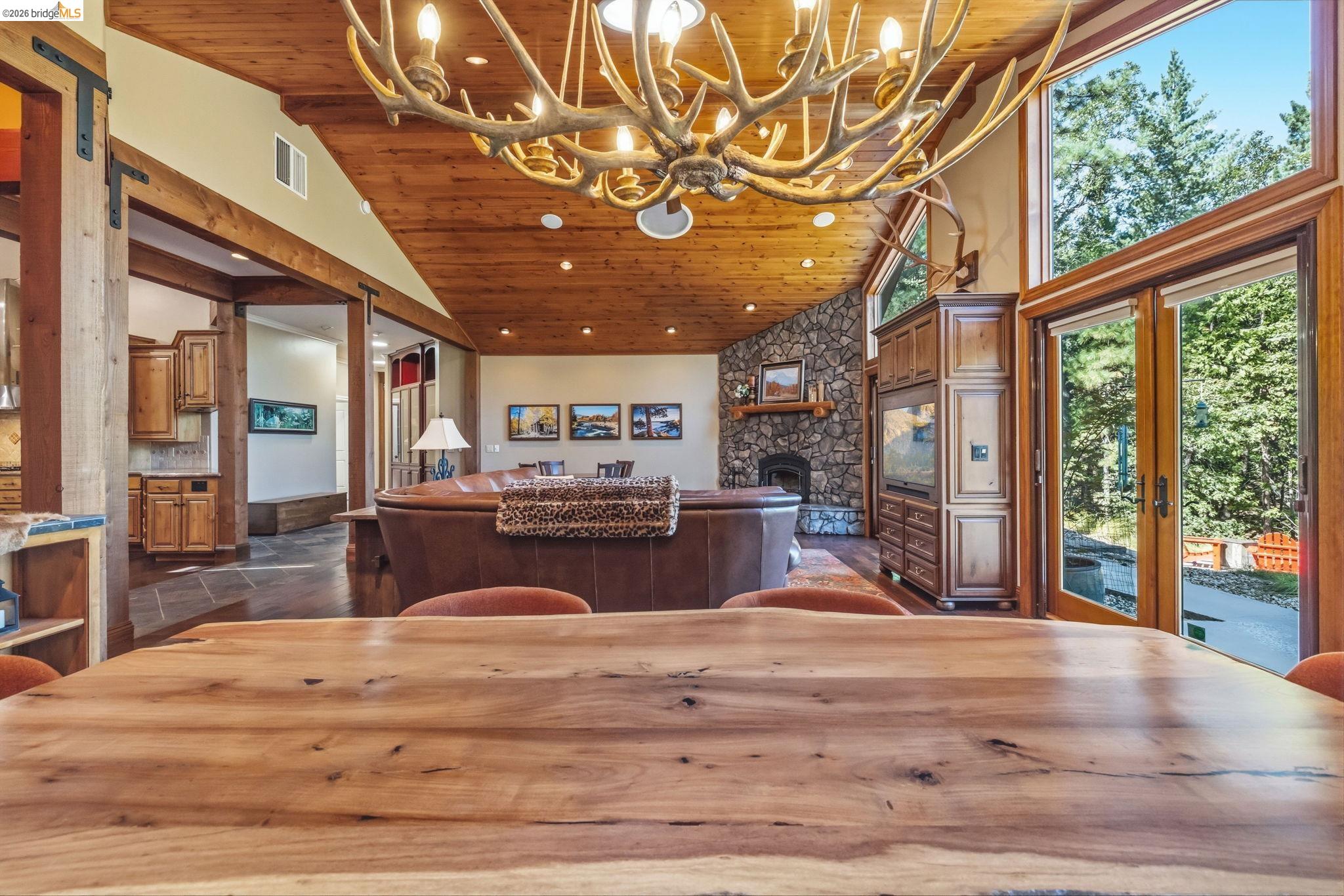 22764 Kimball Ct