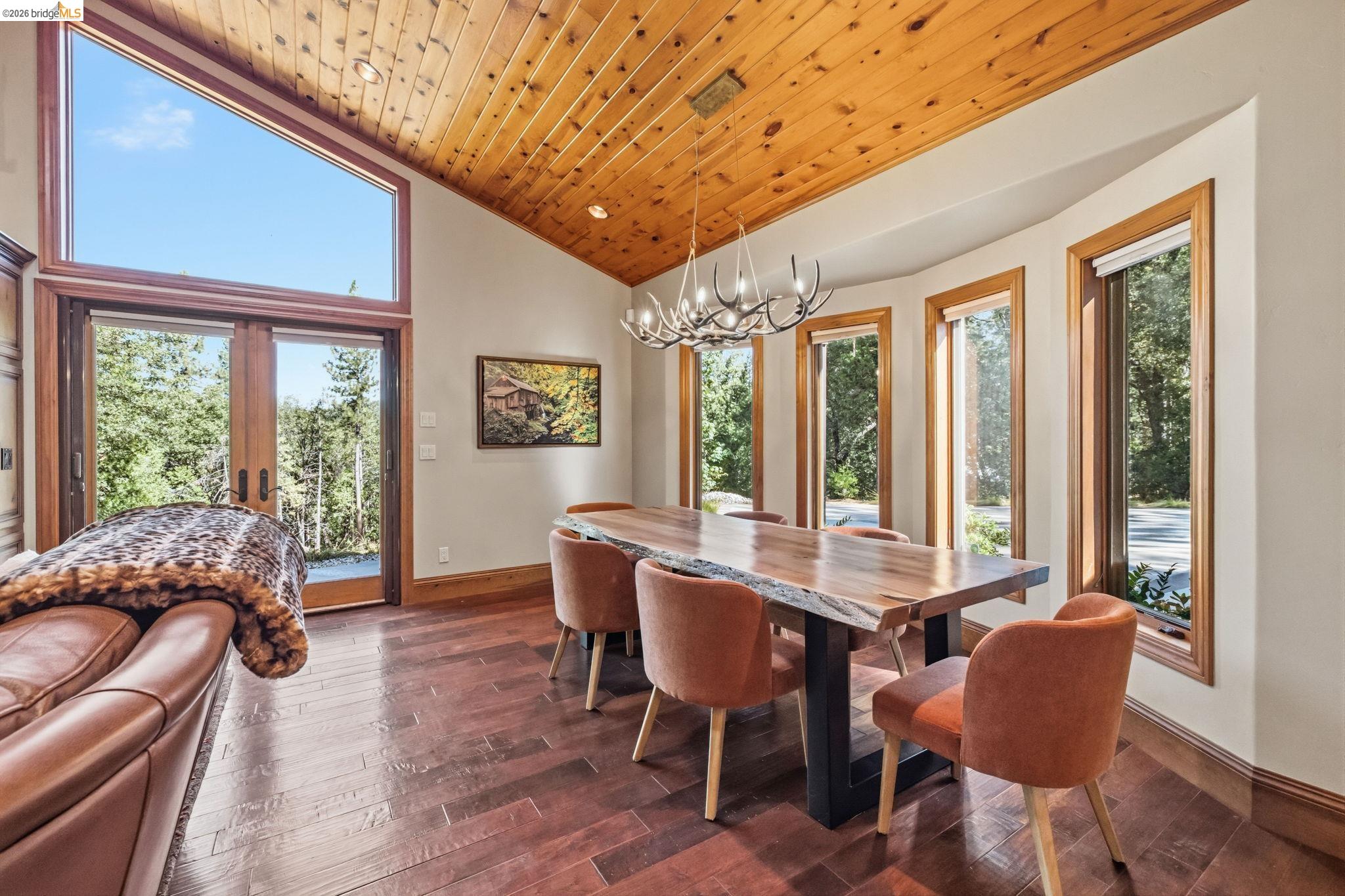 22764 Kimball Ct