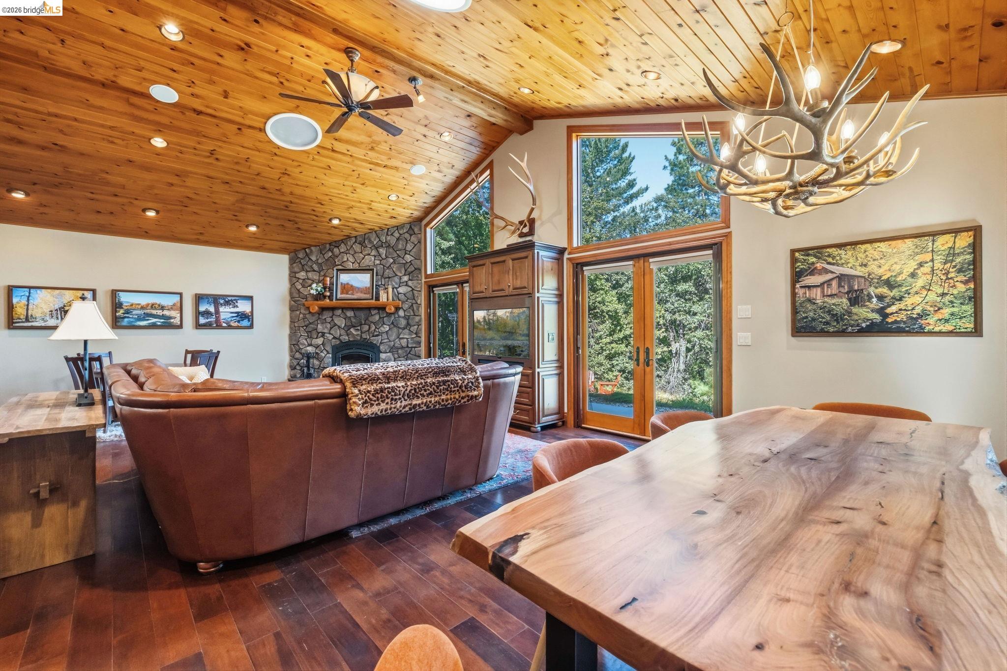 22764 Kimball Ct