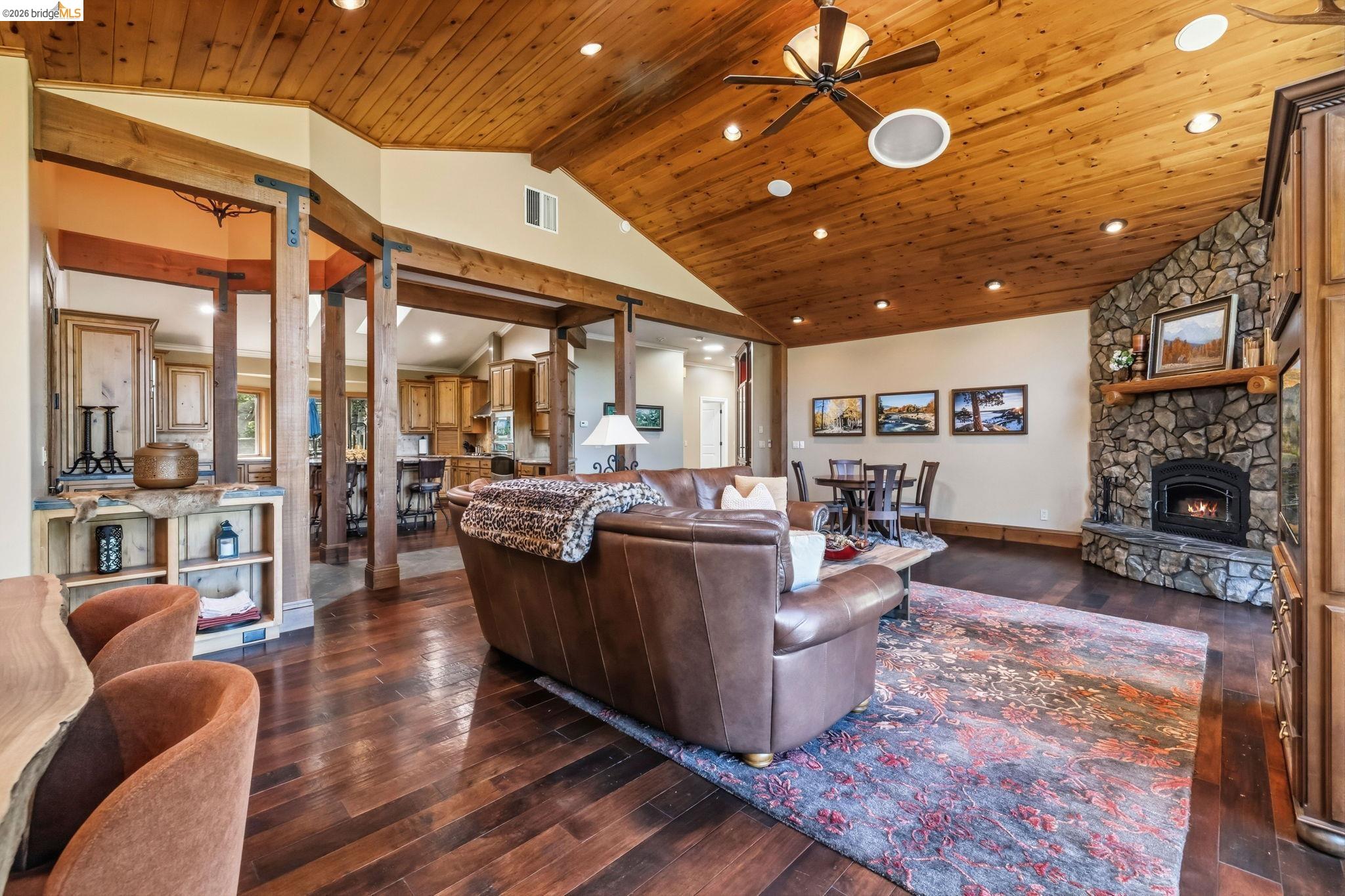 22764 Kimball Ct