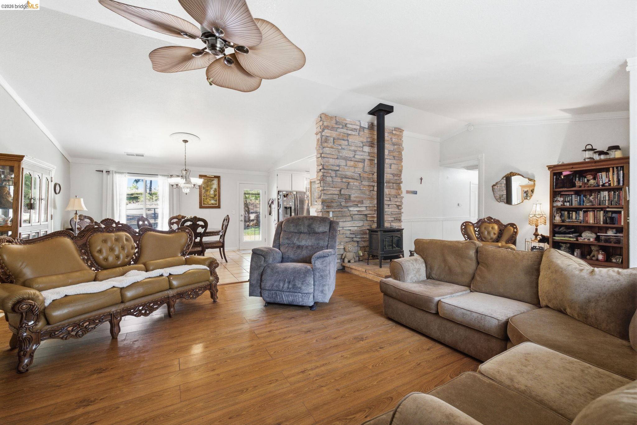 22422 Conte Ct