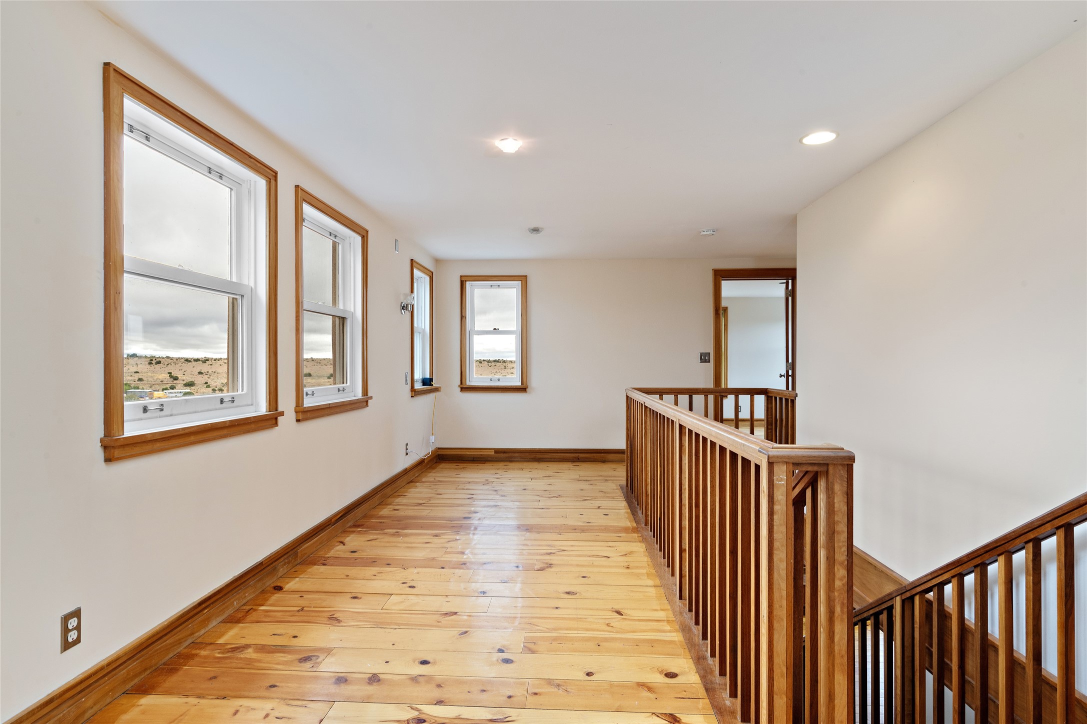 5 Russell Road