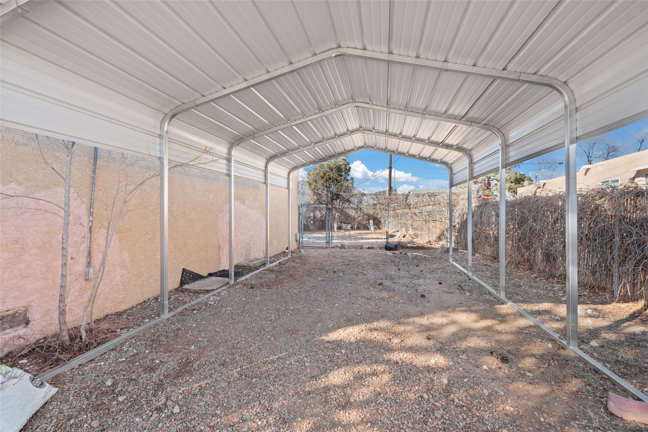 2344 Calle Reina