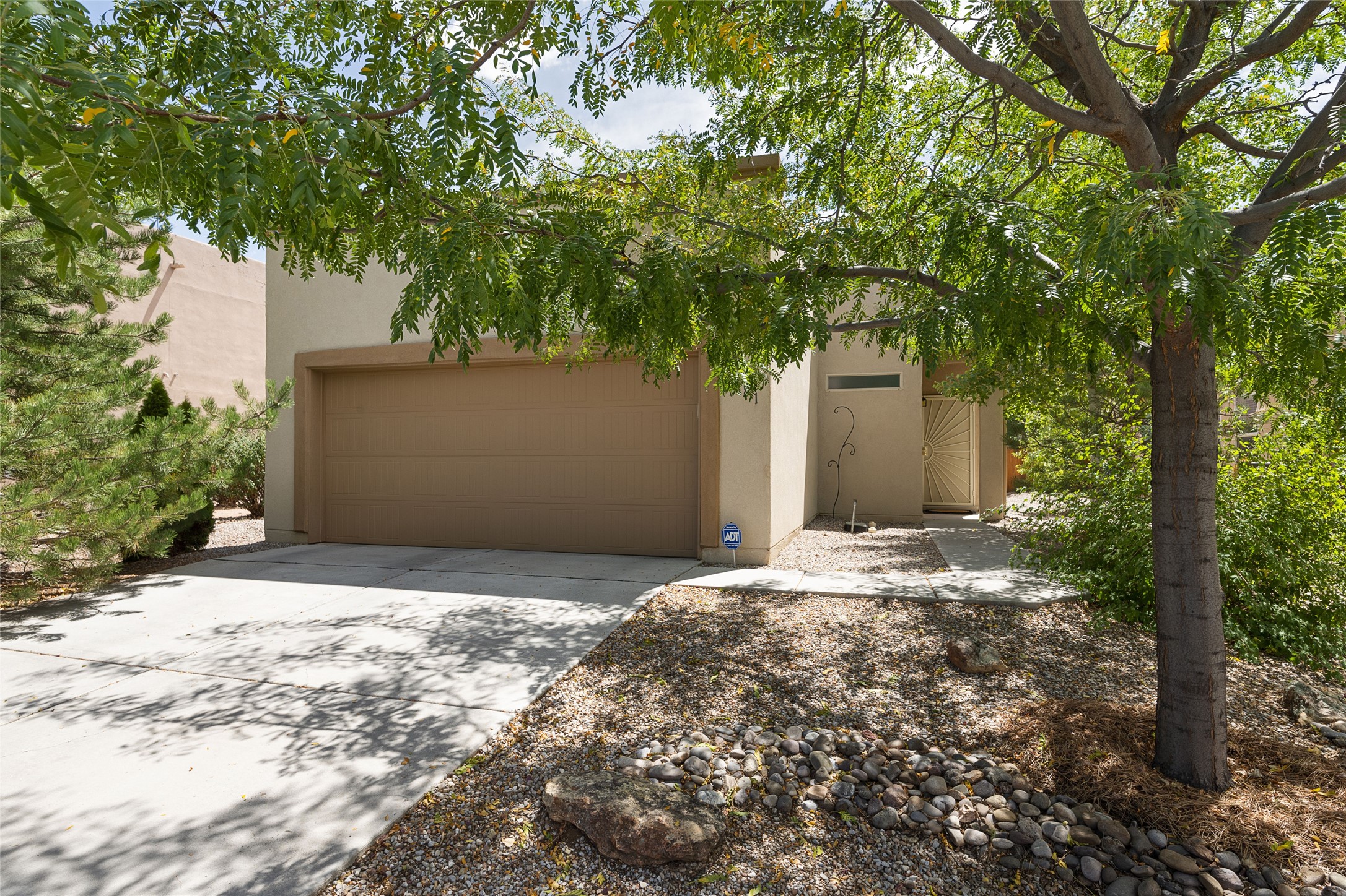 3081 Primo Colores Street