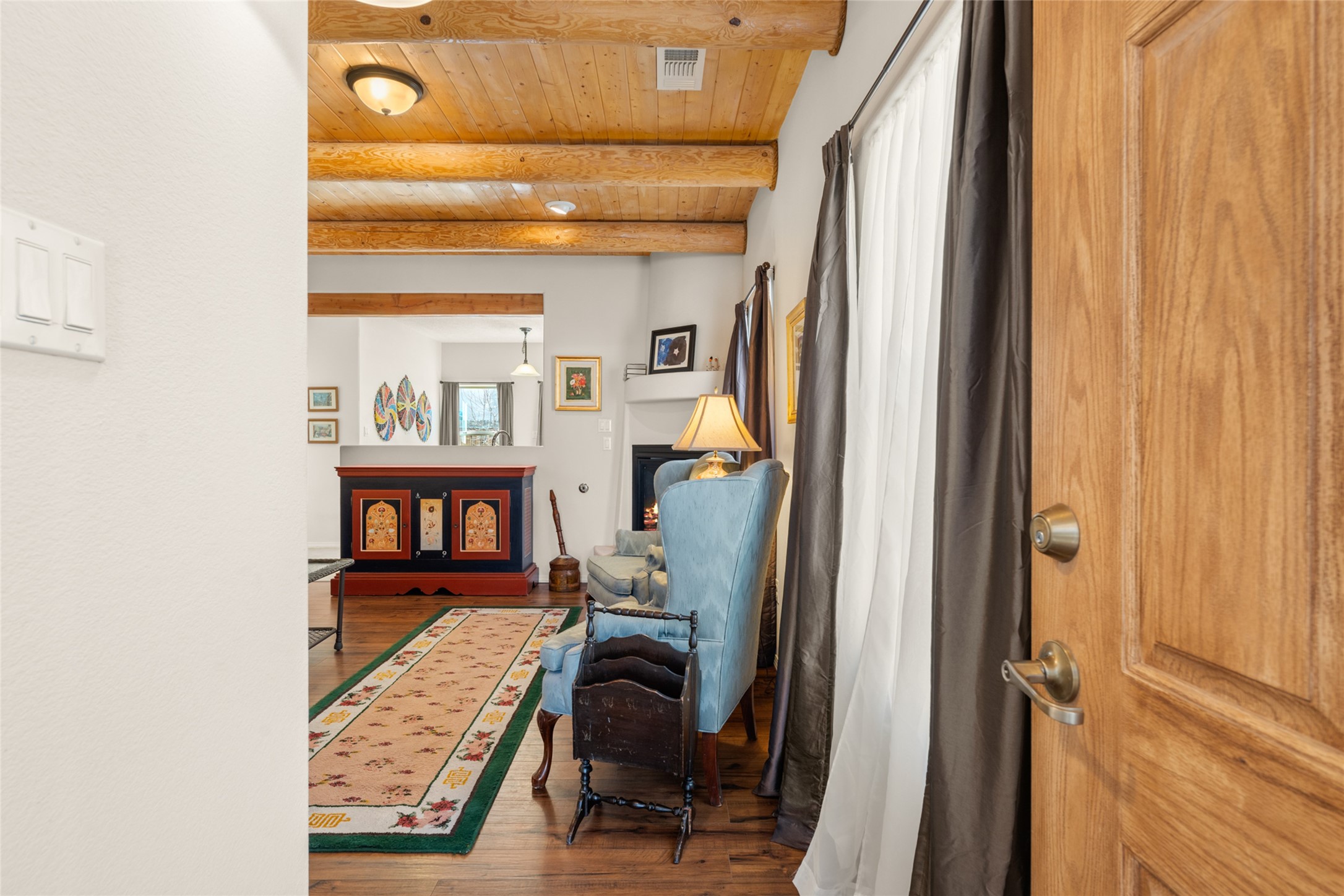 3081 Primo Colores Street