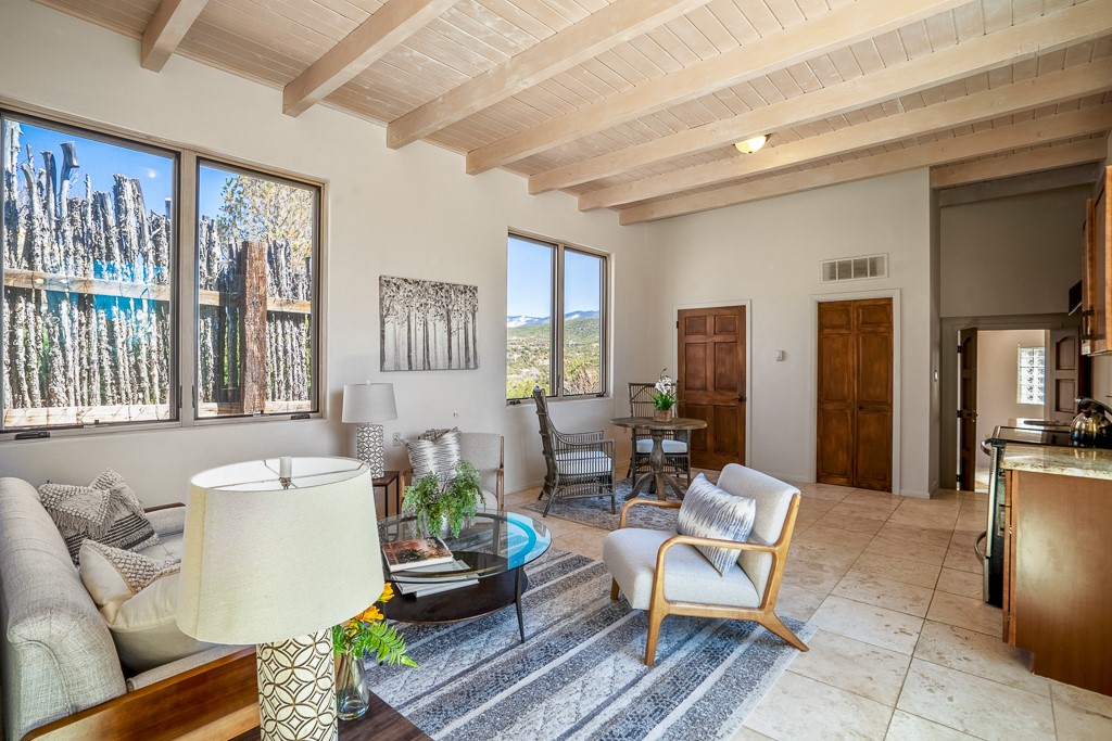 1000 Hillcrest Drive