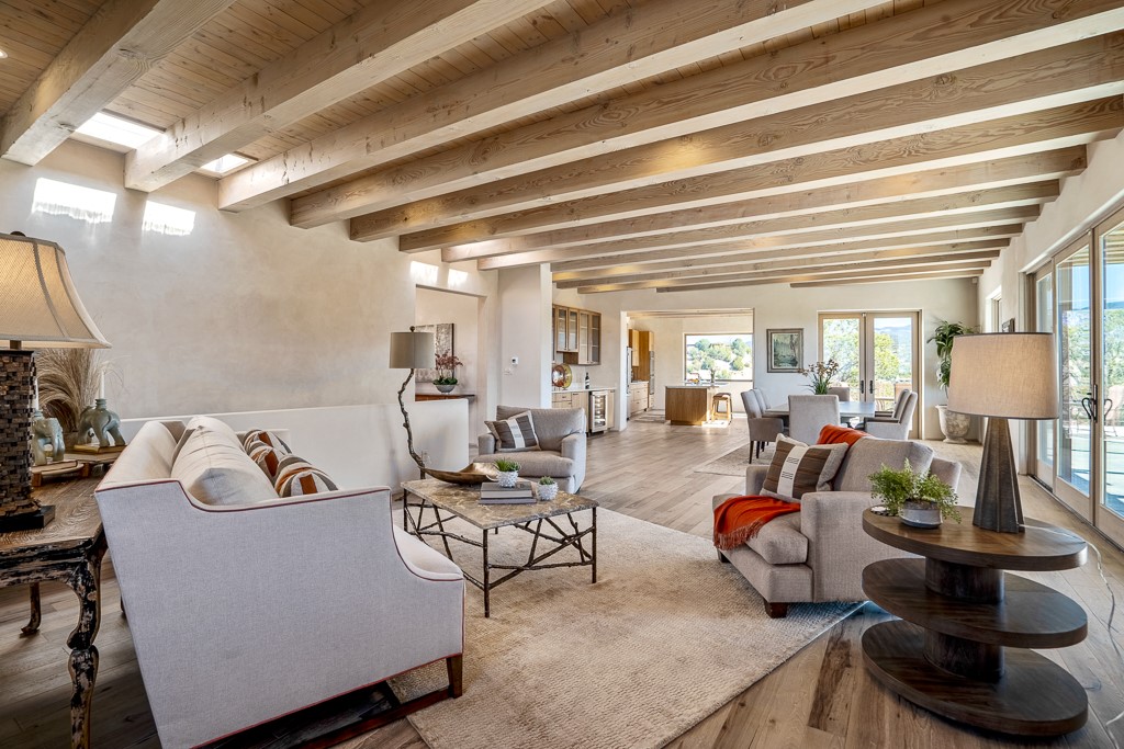 1000 Hillcrest Drive