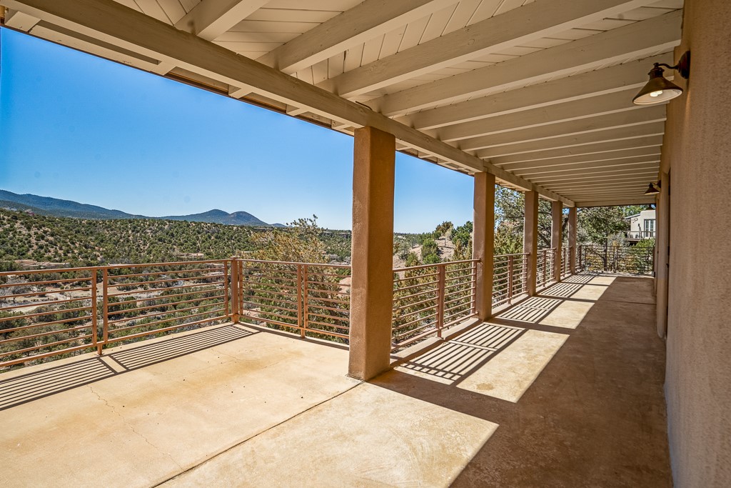 1000 Hillcrest Drive