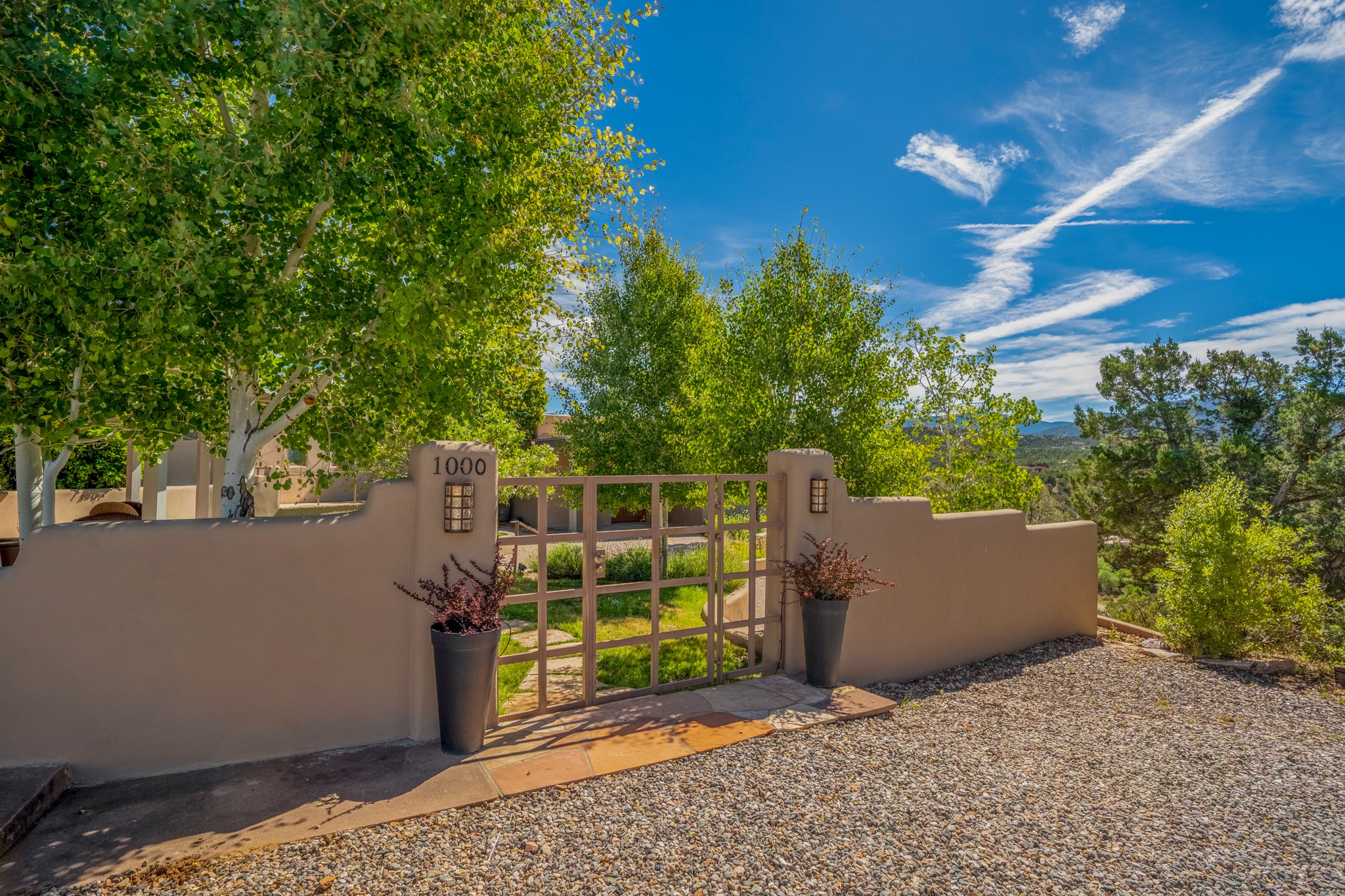 1000 Hillcrest Drive