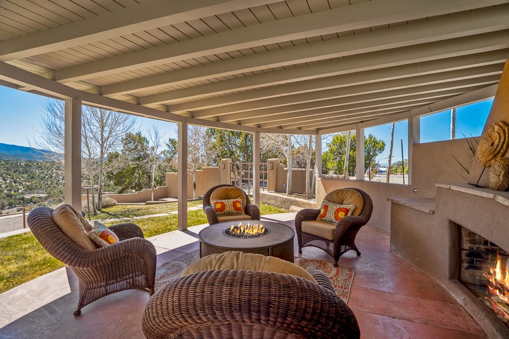 1000 Hillcrest Drive