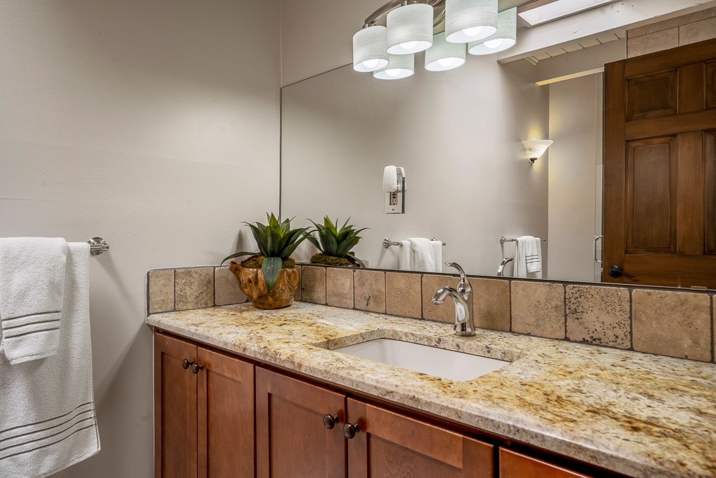 1000 Hillcrest Drive