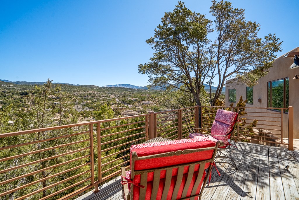 1000 Hillcrest Drive