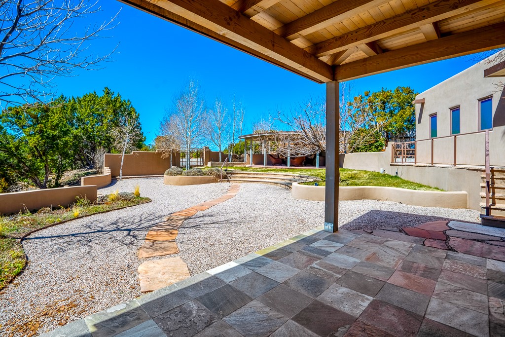 1000 Hillcrest Drive