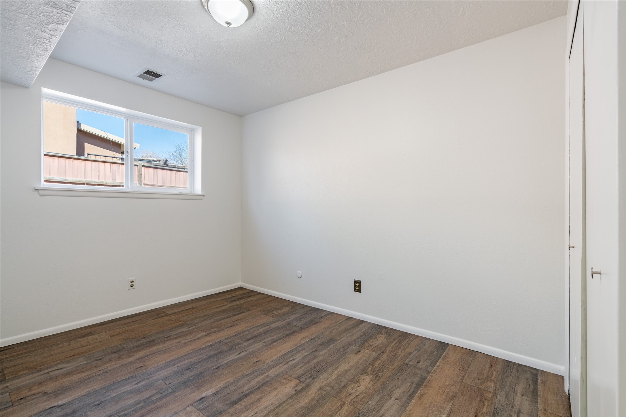 2719 Paseo de Tularosa